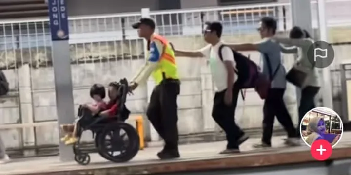 Aksi Kemanusiaan Petugas Keamanan KRL di Stasiun Bojong Gede Jadi Viral di TikTok