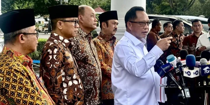 Usulan Pelantikan Kepala Daerah Hasil Pilkada 2024: Opsi Serentak atau Bertahap?