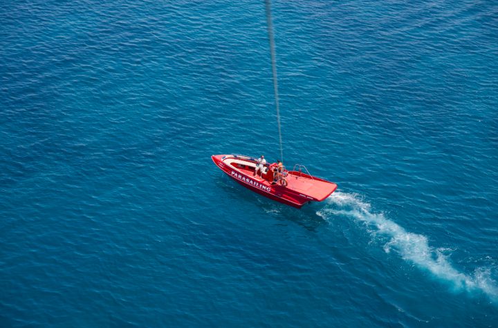 Speedboat