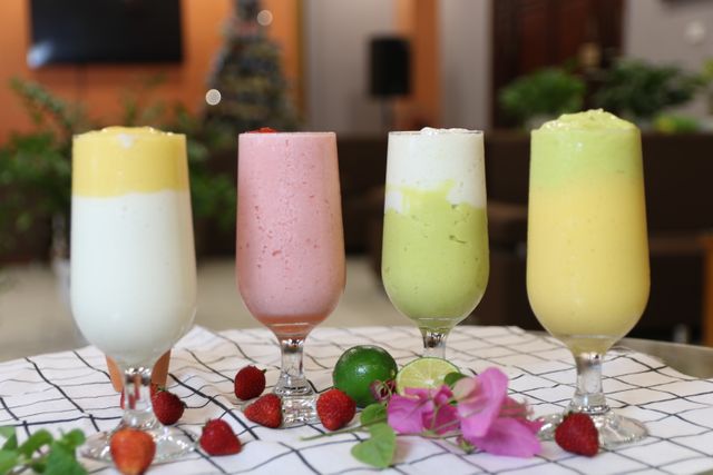membuat jus alpukat
